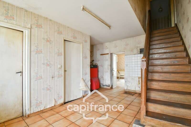 Maison en pierre à vendre 6 pièces SAINT PARDOULT (17) avec garage et atelier - photo 20