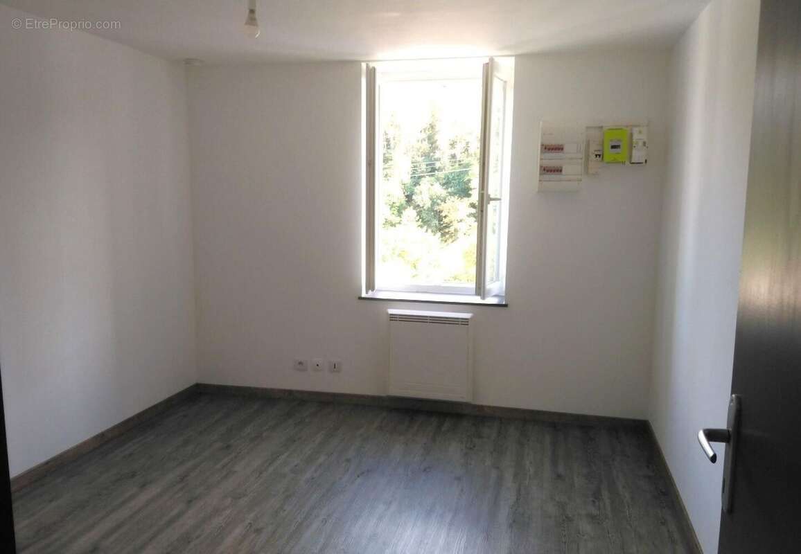 Photo 2 - Appartement à LE CREUSOT