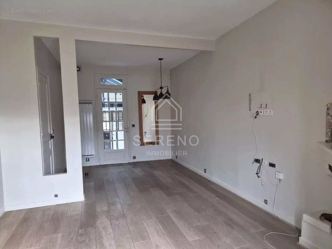 Maison à LIVRY-GARGAN