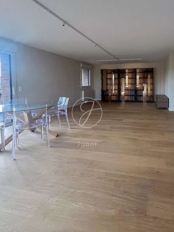 Appartement à WAMBRECHIES