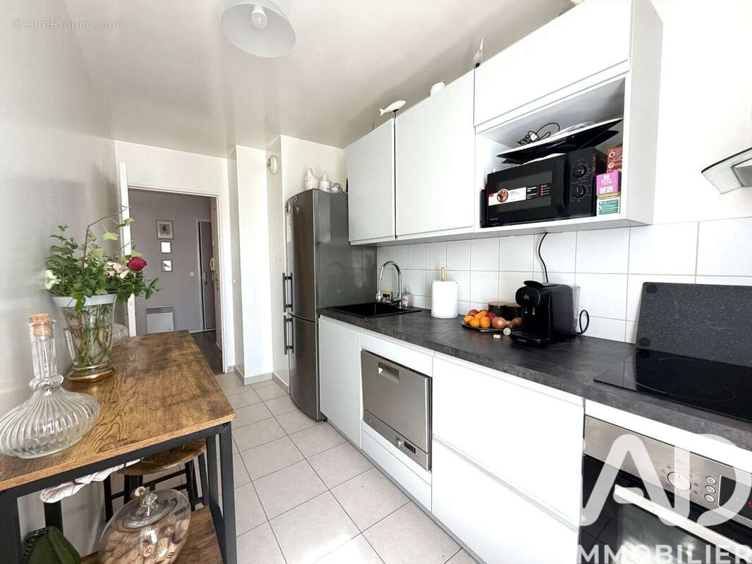 Photo 3 - Appartement à COMBS-LA-VILLE