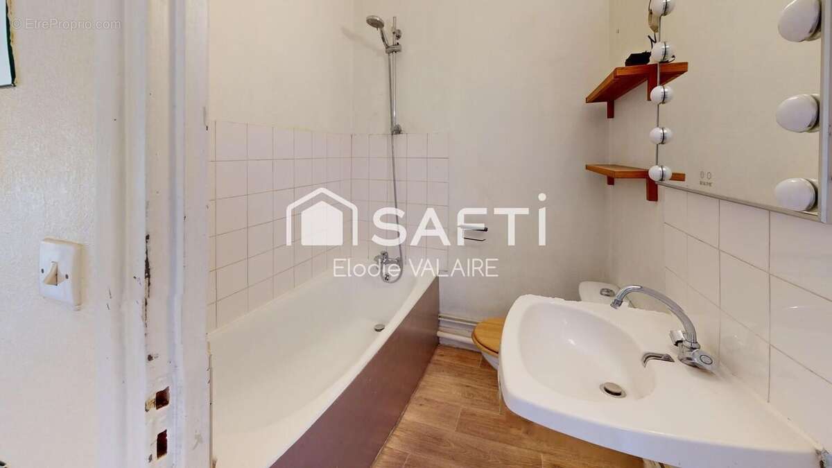 Photo 8 - Appartement à BOURGOIN-JALLIEU