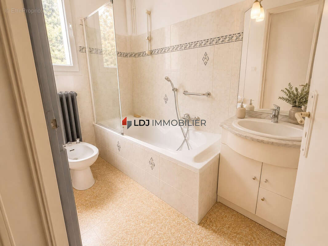 Appartement 46 m² à Amelie-Les-Bains-Palalda  - photo 3