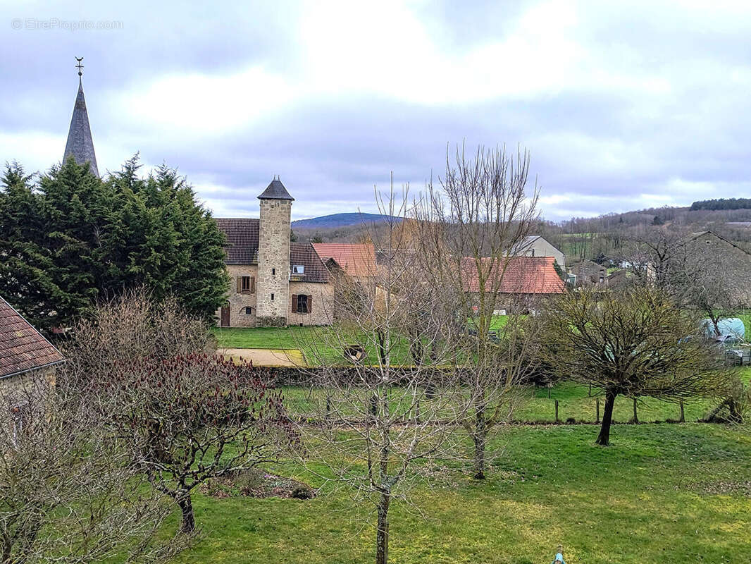 Maison à LA SOUTERRAINE