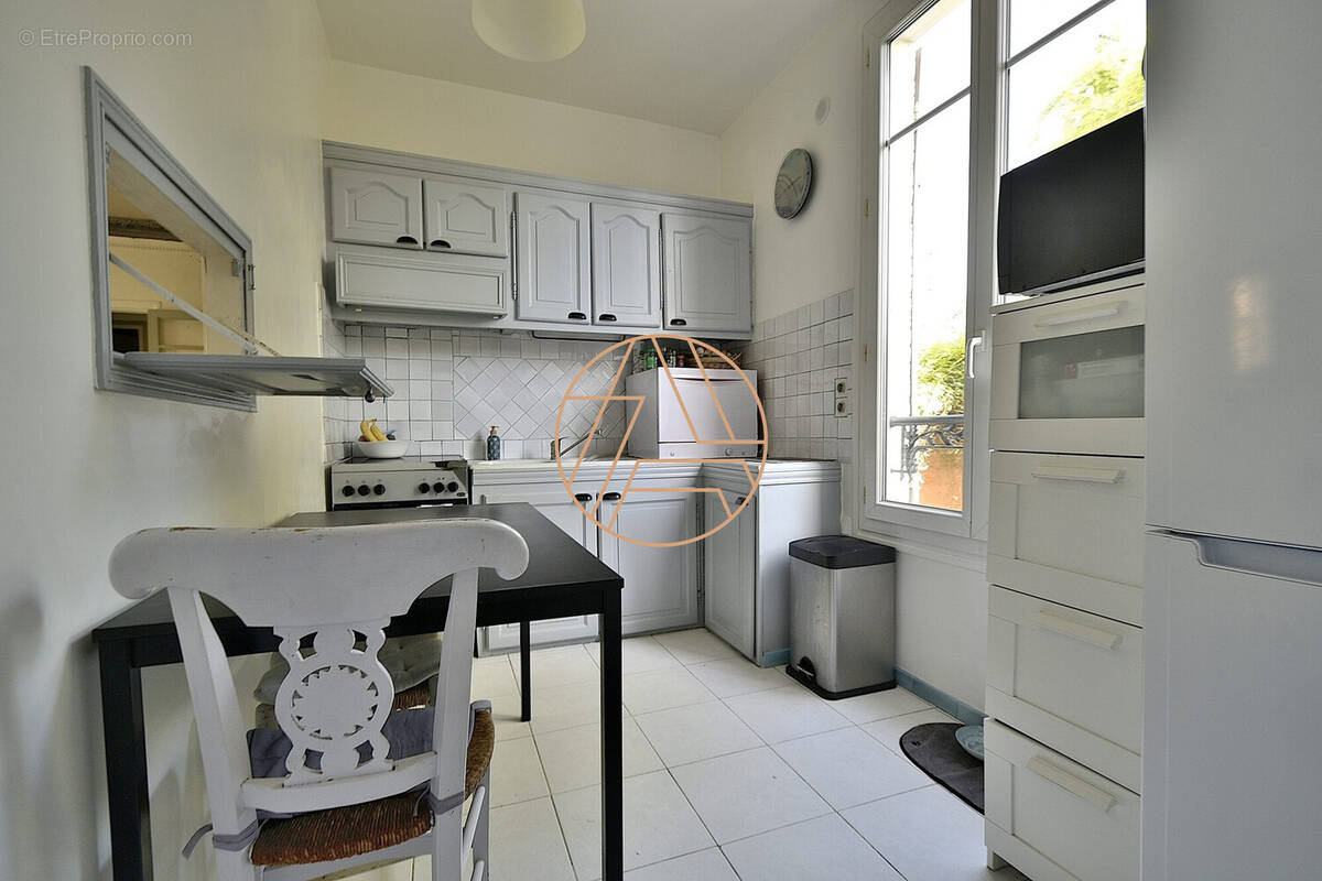 Maison à SAINT-MAUR-DES-FOSSES