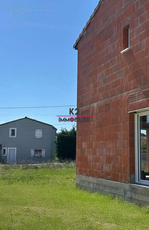 Maison à LAVILLEDIEU