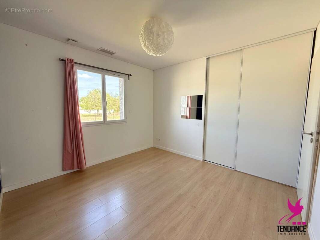 Villa T6 plain-pied : Vue Pyrénées, Piscine - photo 8