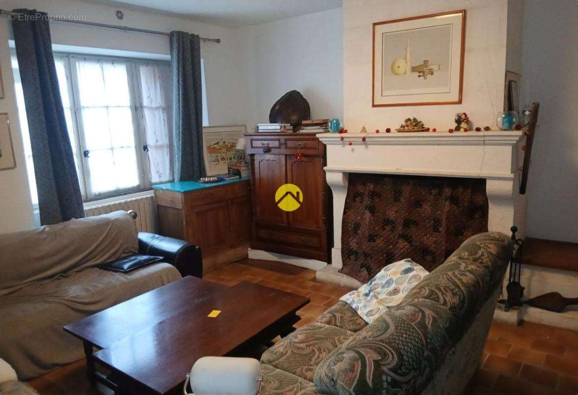 Maison à SAINTE-ALVERE