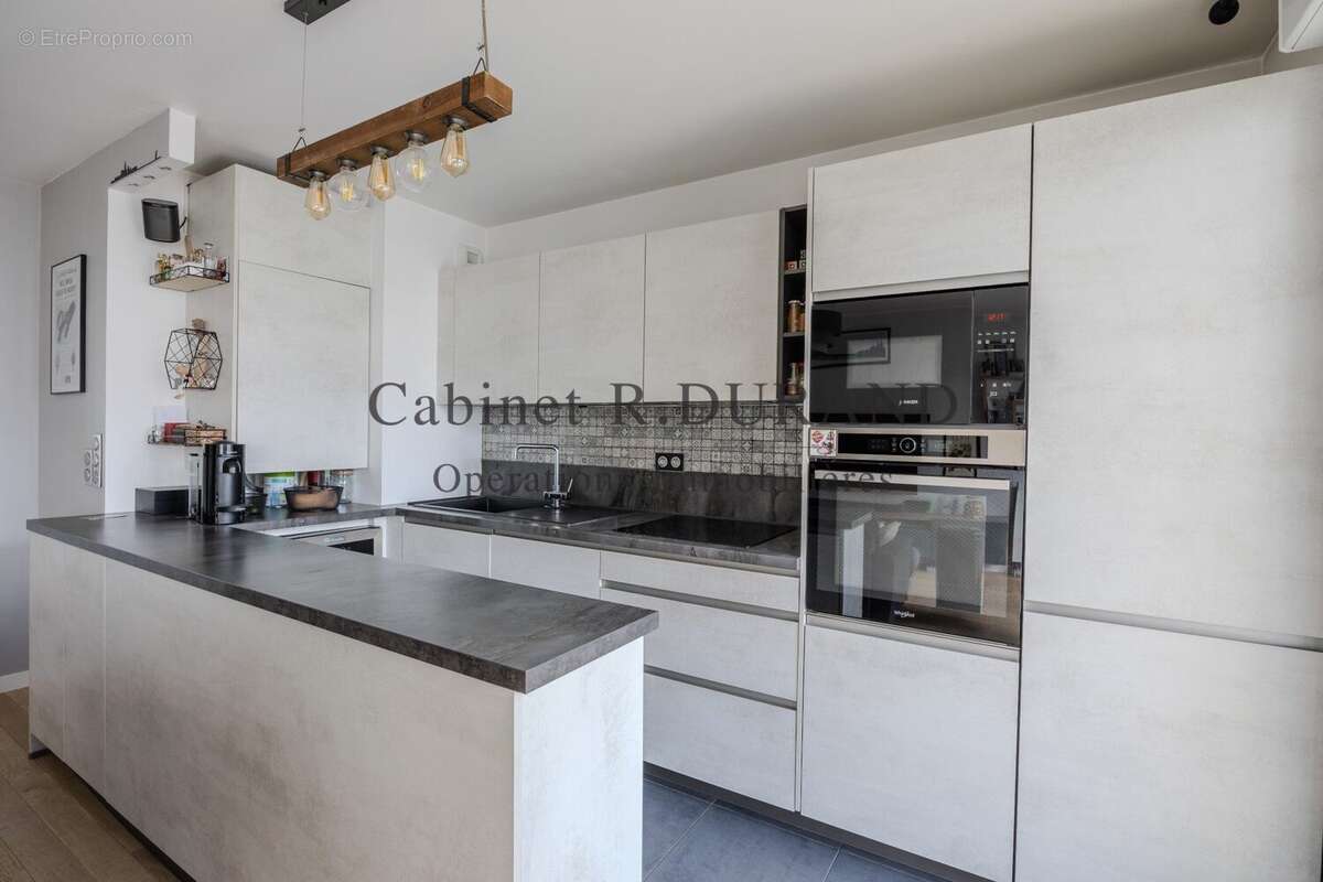 Appartement à COLOMBES