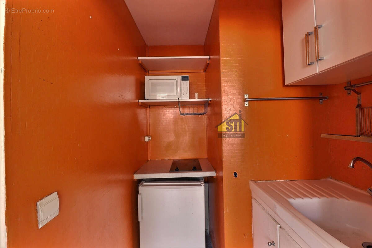 Appartement à PARIS-14E