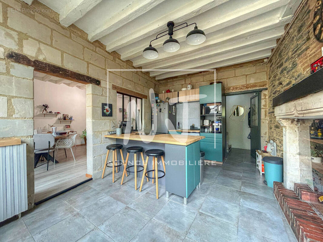Maison à LES PONTS-DE-CE