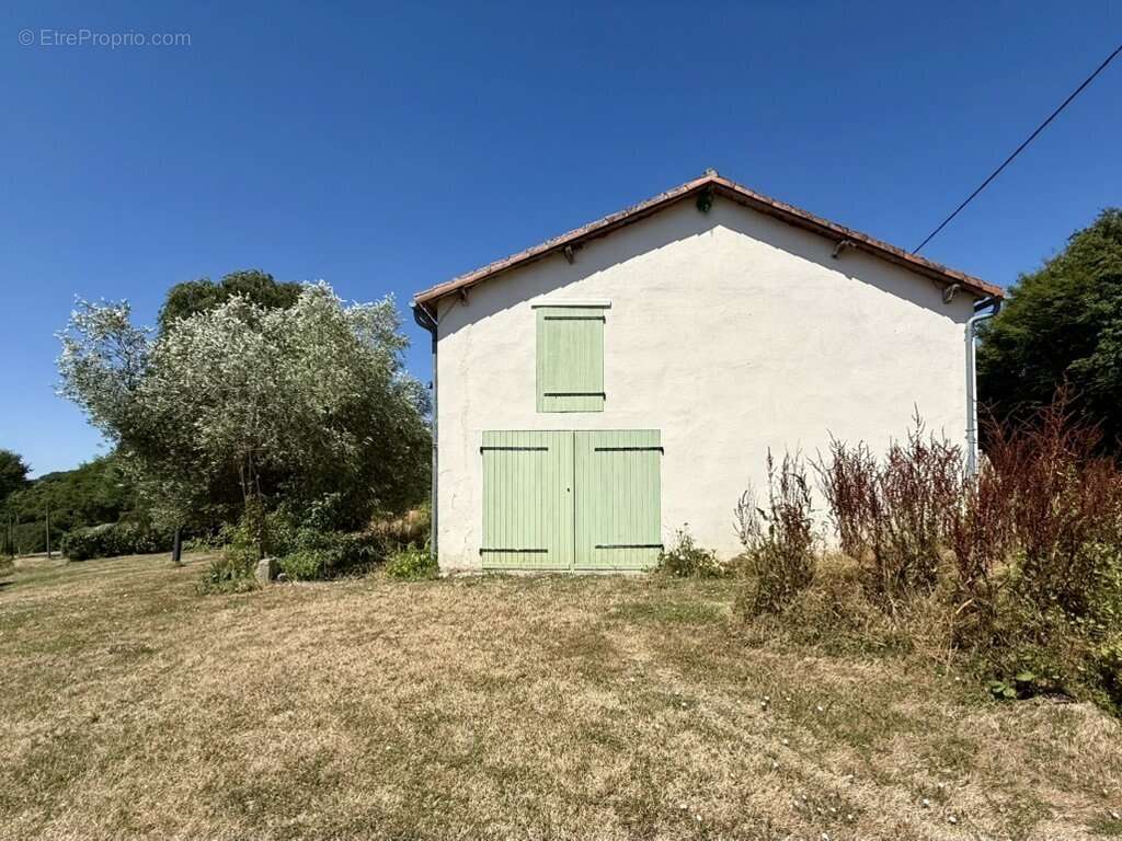 Maison à LE BOUCHAGE