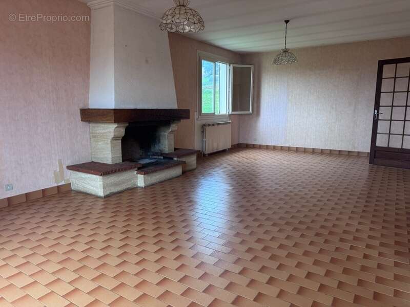 Maison à CASTELCULIER