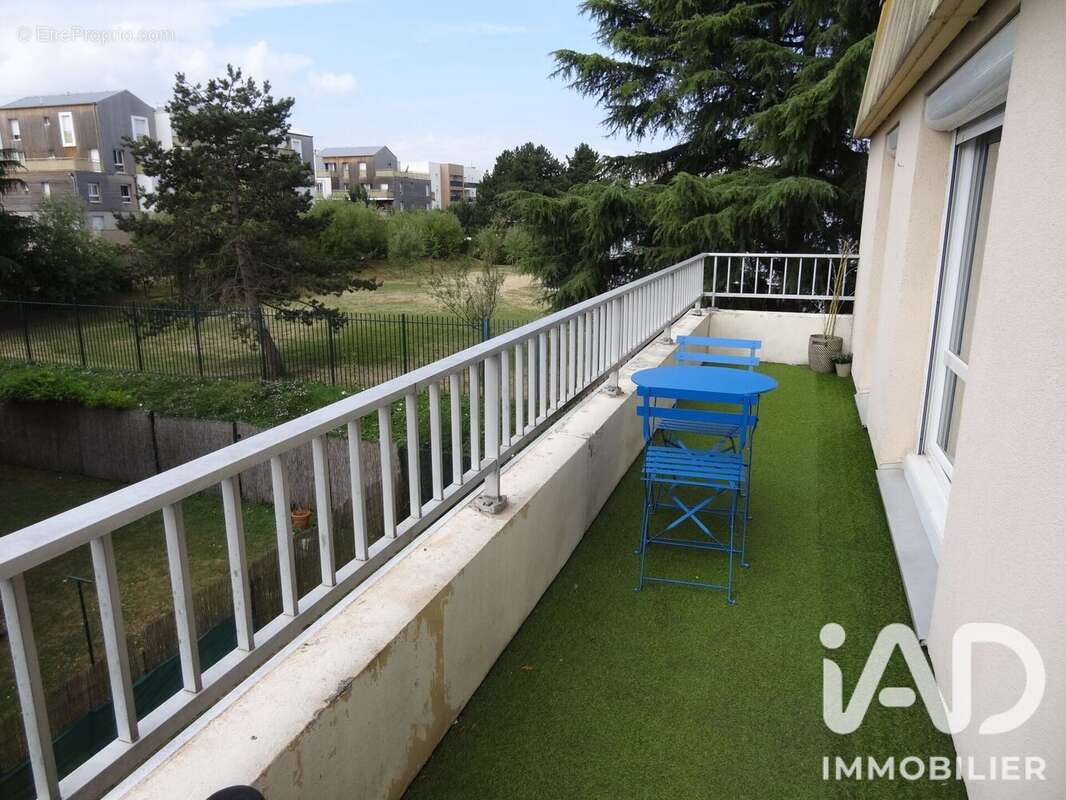 Photo 2 - Appartement à COMBS-LA-VILLE