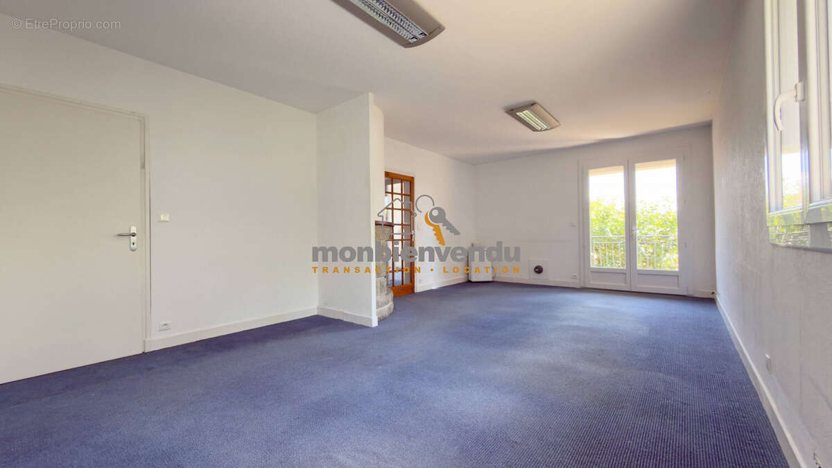 Maison 136 m² à Aurillac  - photo 5