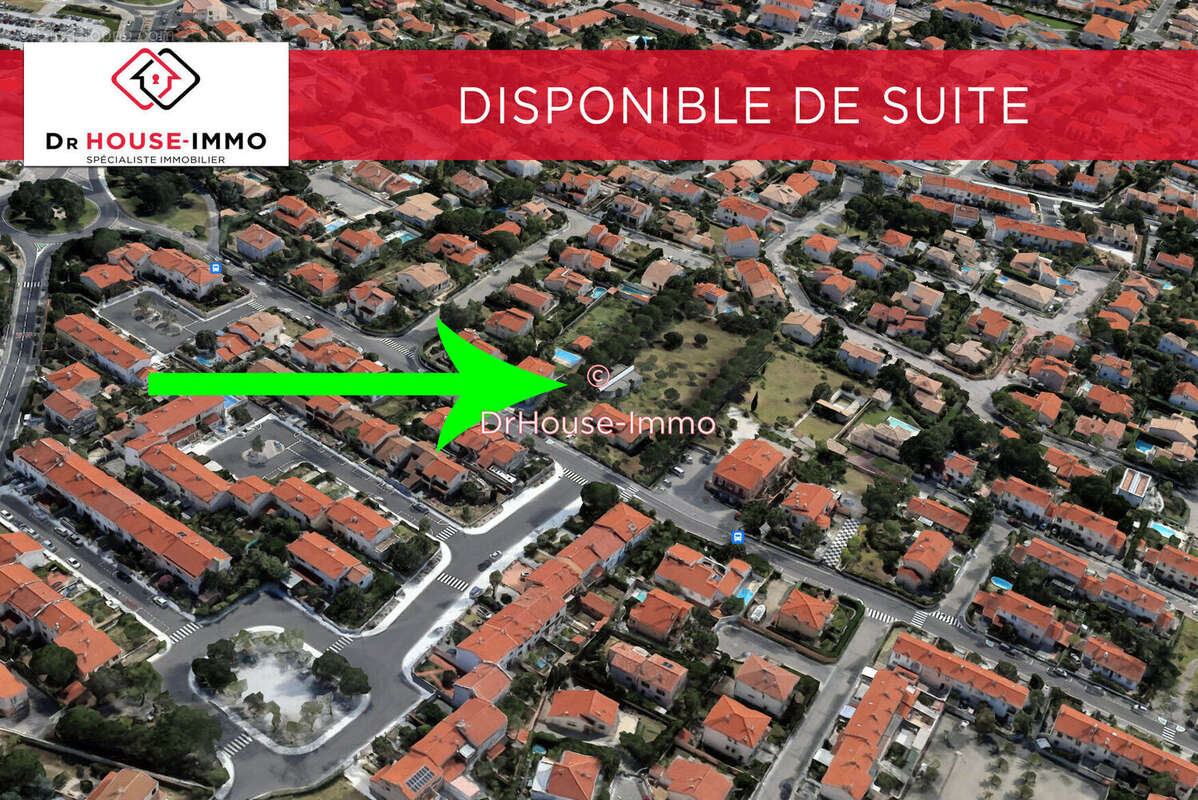 Terrain à SAINT-ESTEVE