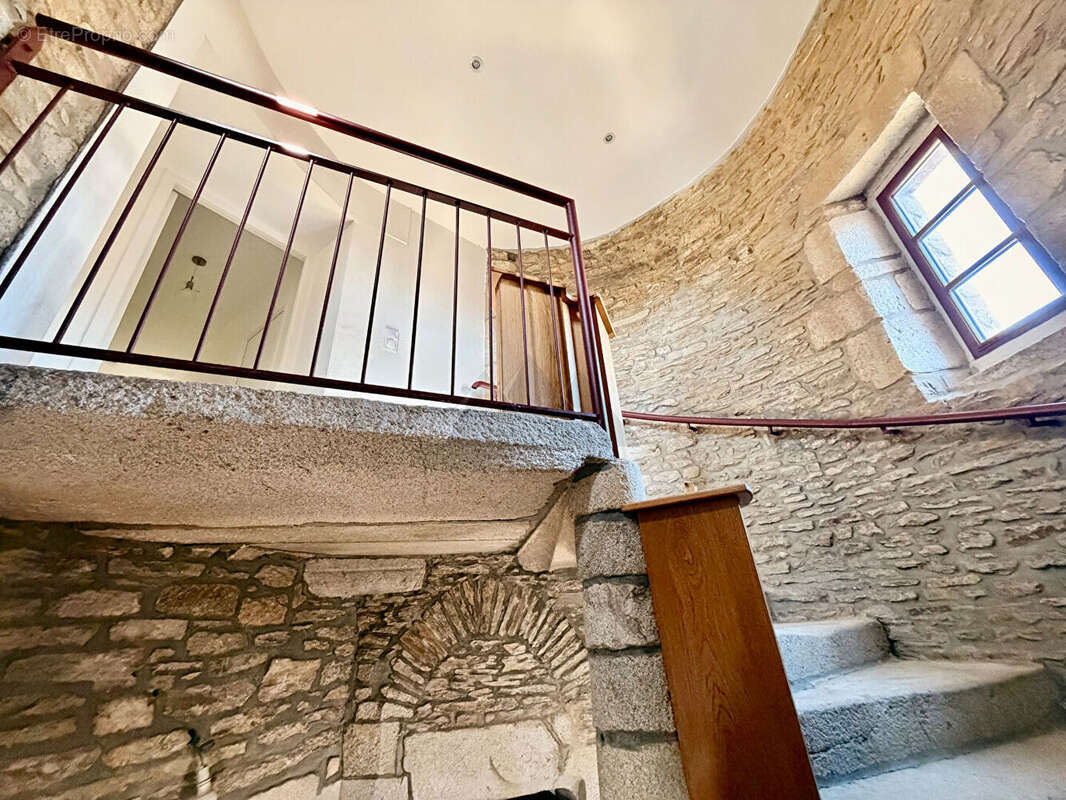 A vendre quimper historique appartement  duplex  jardin  parking - photo 12