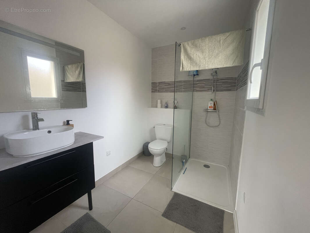 Maison à SAINT-FELIX-DE-LODEZ