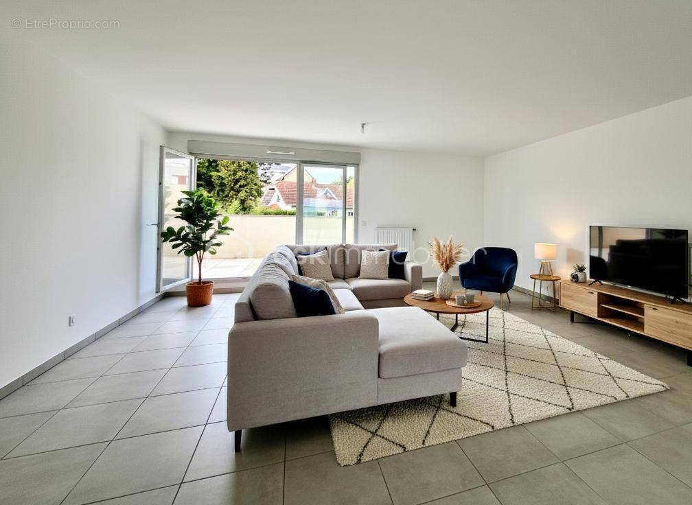 Appartement à RILLIEUX-LA-PAPE