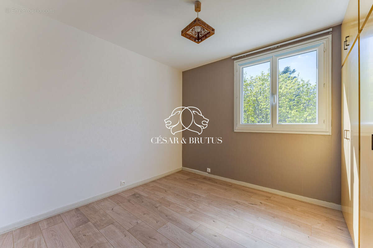 Appartement à LA MULATIERE