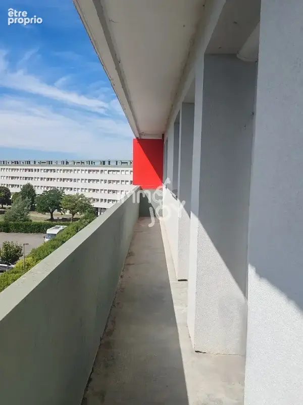 T3 dernier étage avec balcon   Traversant et lumineux   Auterive - 85 000 € - photo 10