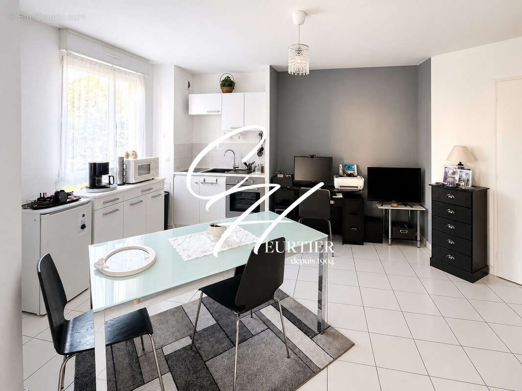 Appartement 43 m² à Echirolles  - photo 3