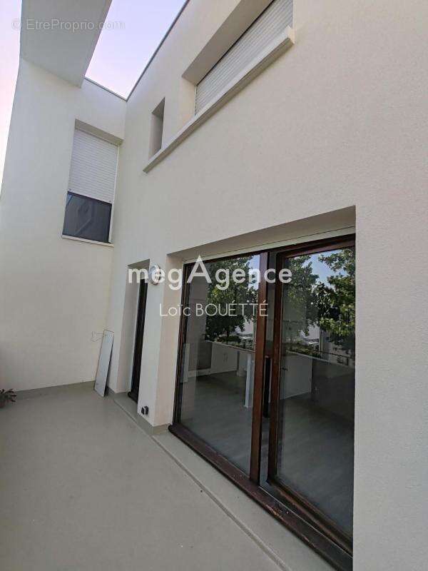 Appartement à SAINT-JACQUES-DE-LA-LANDE