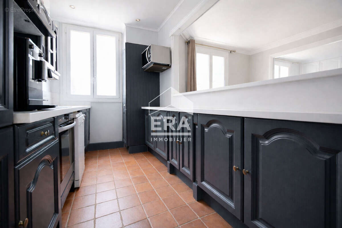 Appartement à ISSY-LES-MOULINEAUX