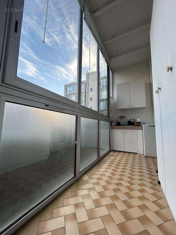 Appartement à MARSEILLE-7E