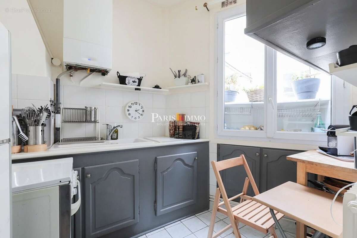 Appartement à PARIS-18E