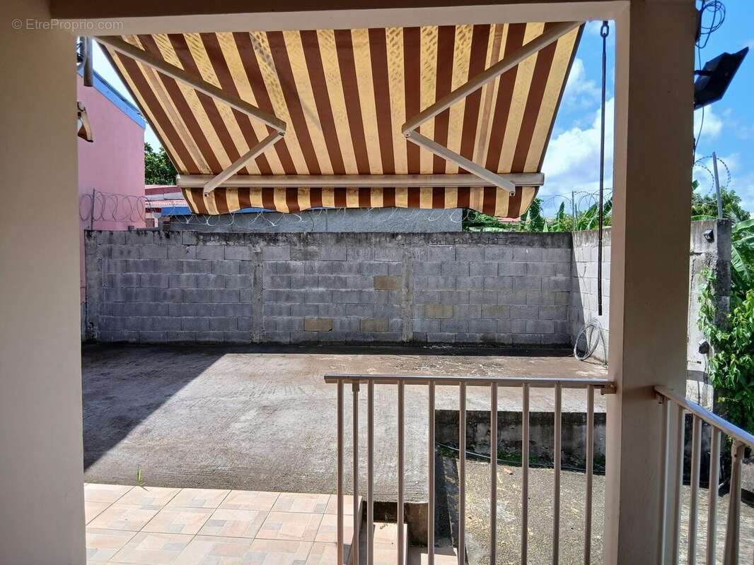 Maison à LE LAMENTIN