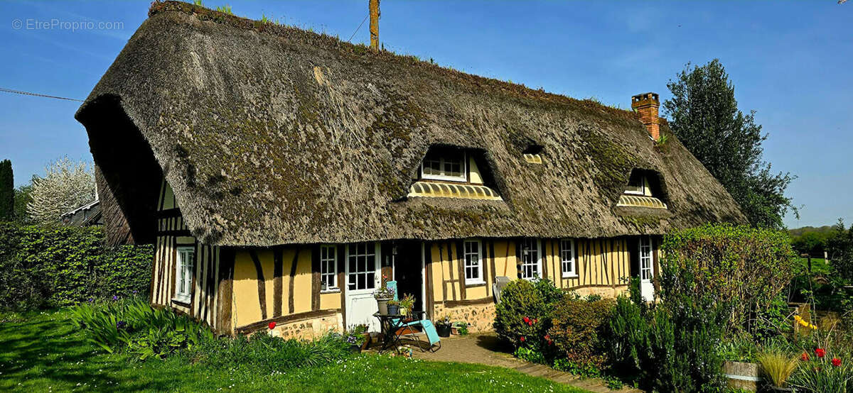Maison à ETREVILLE