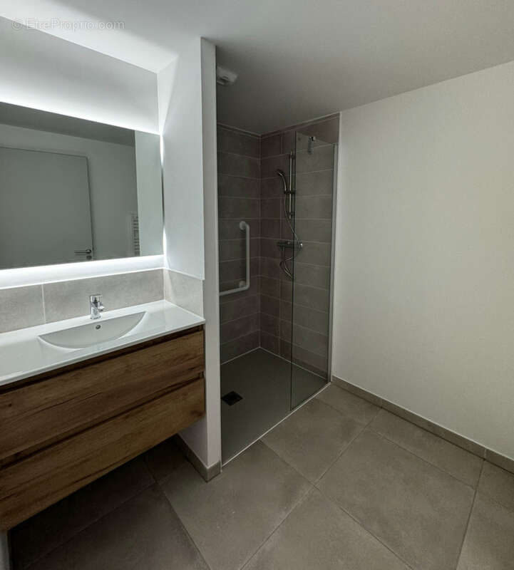 Appartement à SERIGNAN