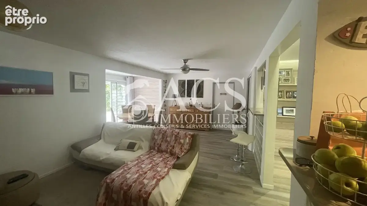 Grand appartement T4 avec piscine couverte - SCHOELCHER - photo 9