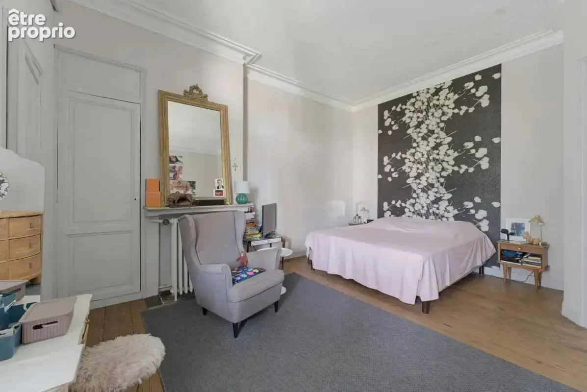 Maison de 10 pièces de 250 m² à Bordeaux - photo 10