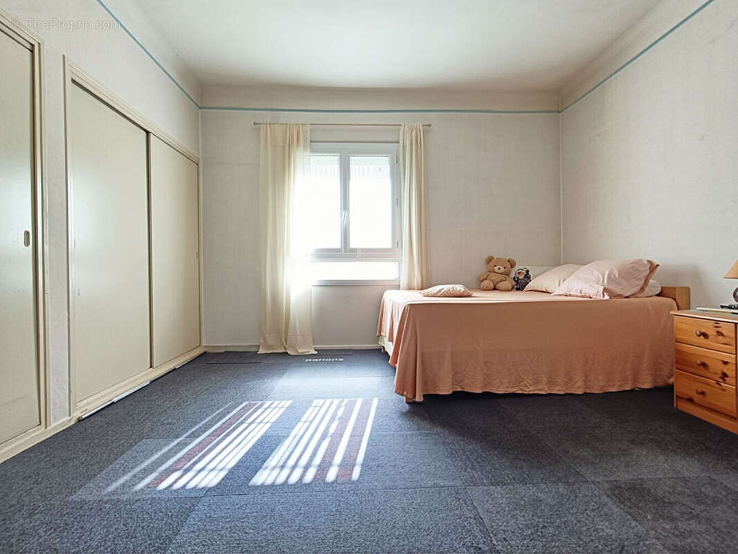 Appartement à MARSEILLE-11E