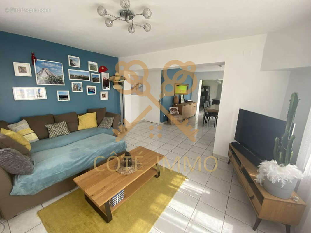 Autre à COURCELLES-LES-LENS