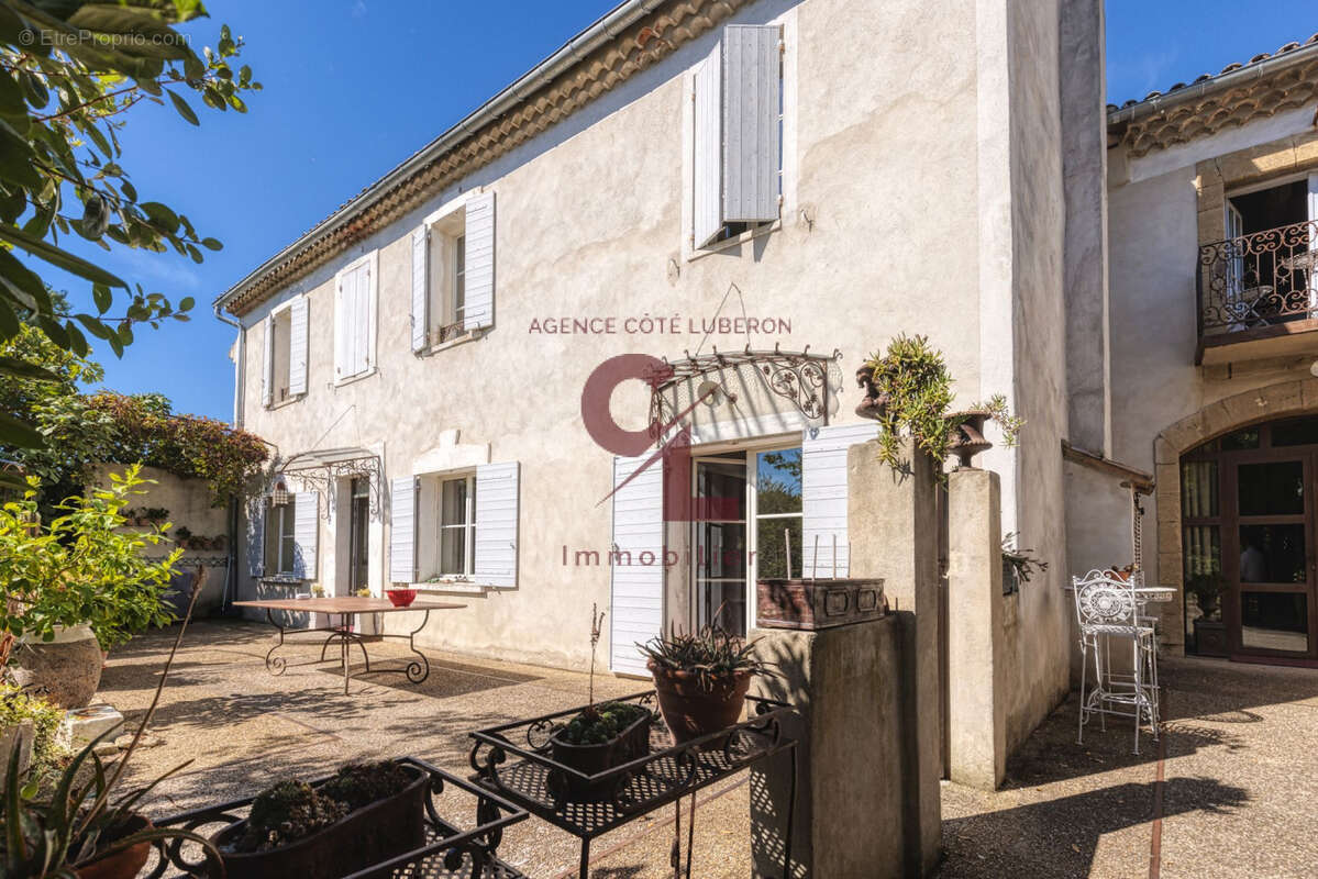 Maison à ORANGE
