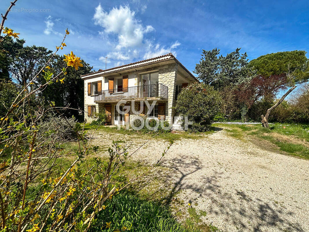 Maison à VELLERON