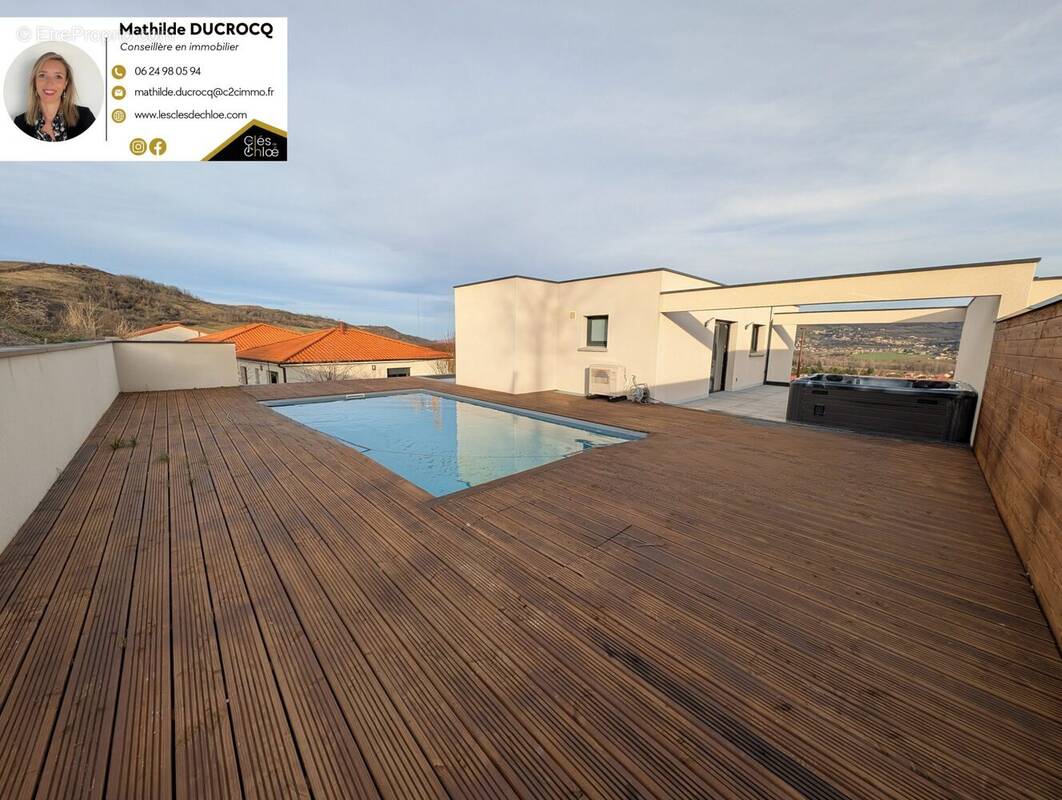 Maison à LES MARTRES-DE-VEYRE