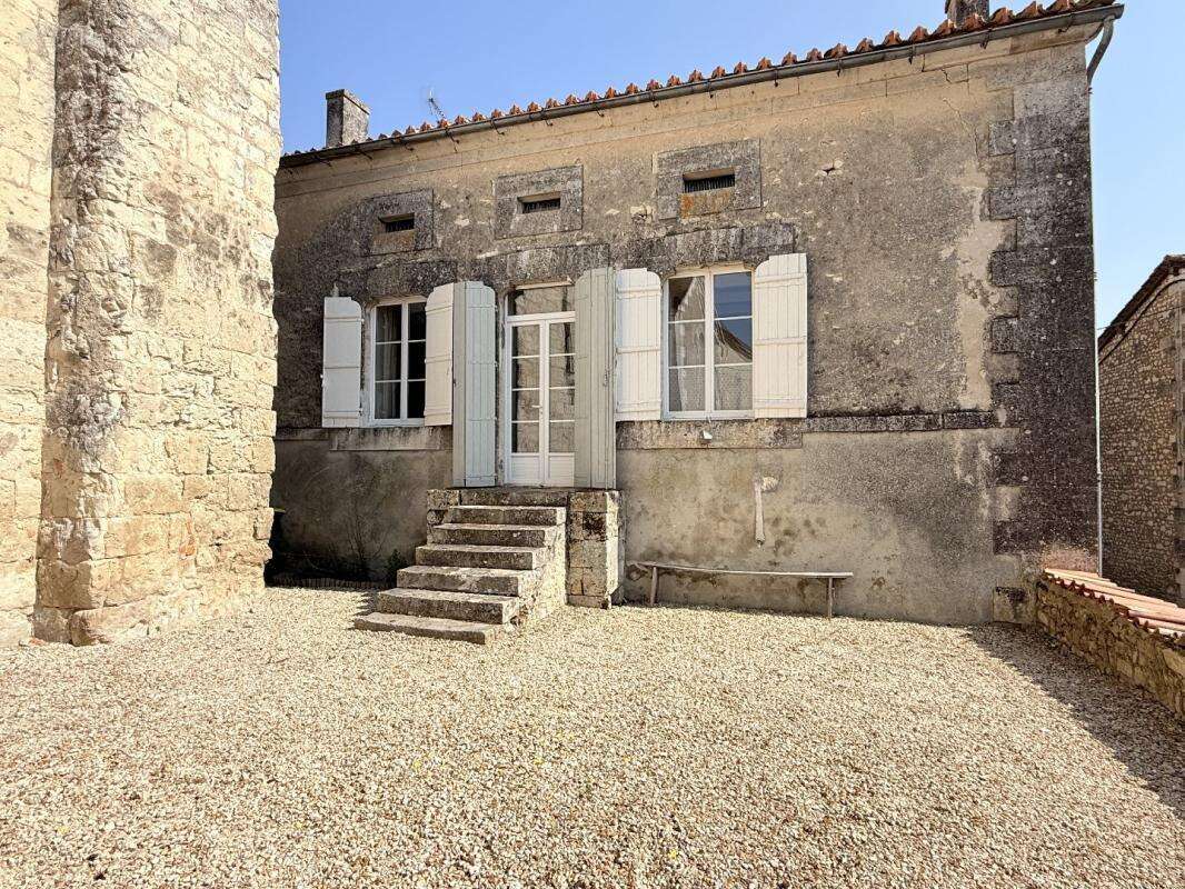 Maison à SAINT-SEVERIN