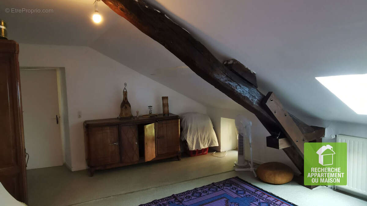 Appartement à CREMIEU