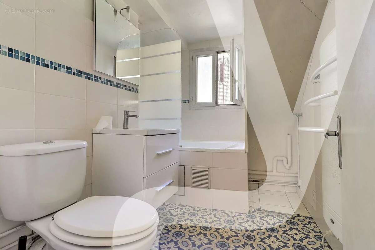 Appartement à PARIS-11E