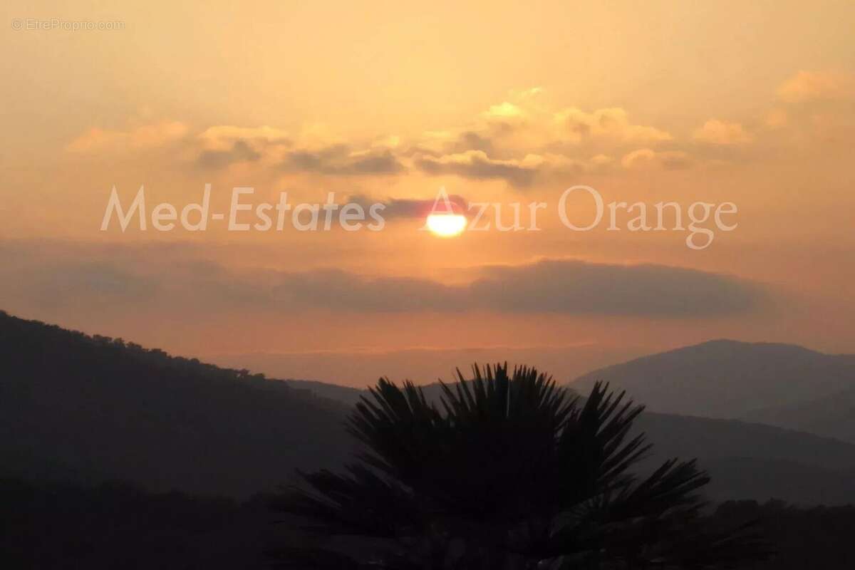 Propriété unique de 27 hectares au calme - superbes vues - photo 34