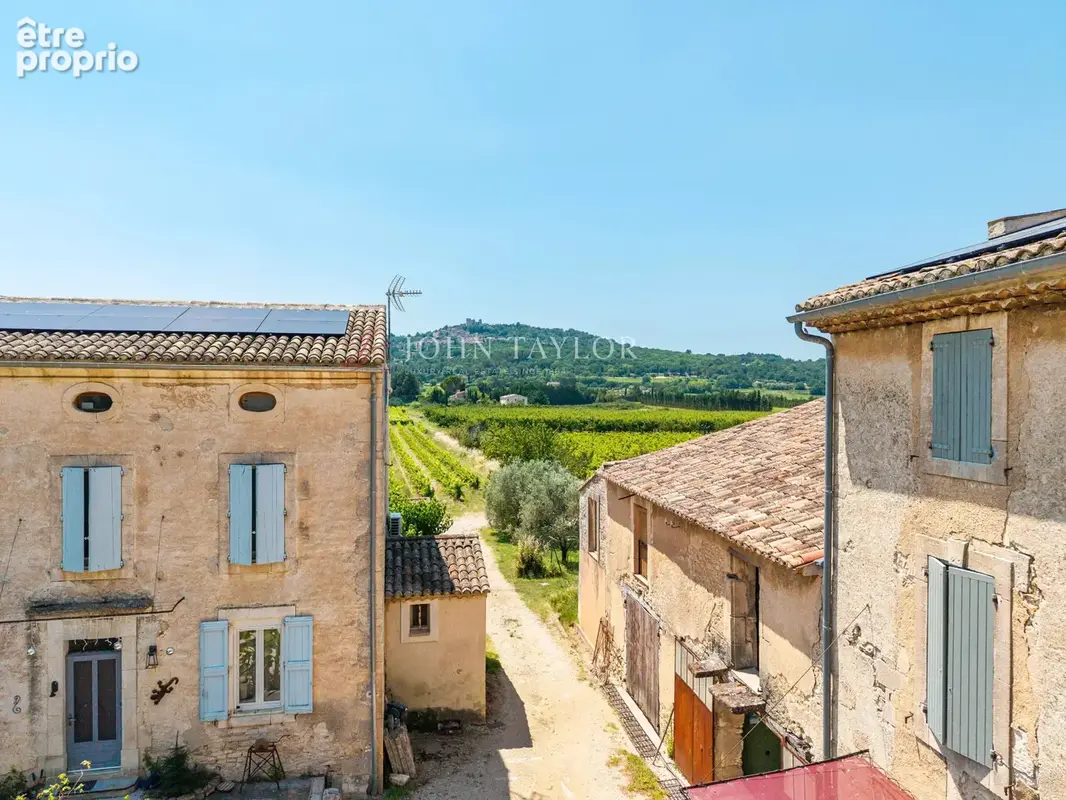 Mas d'exception à vendre à Bonnieux avec vue panoramique sur le Luberon - photo 4