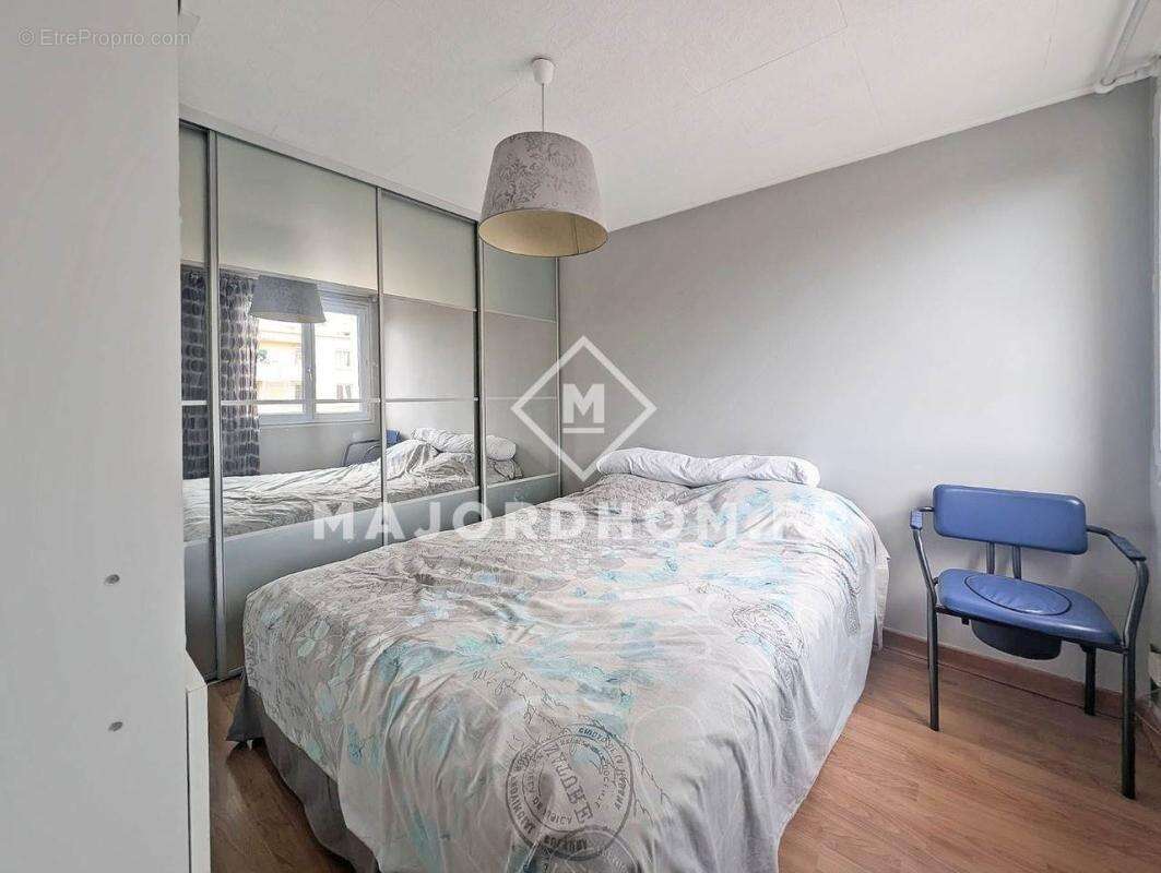 Appartement à MARSEILLE-9E