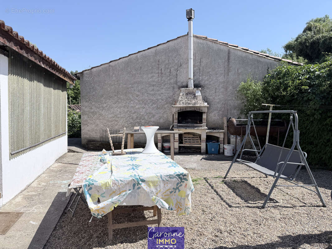 Maison à AIGUILLON