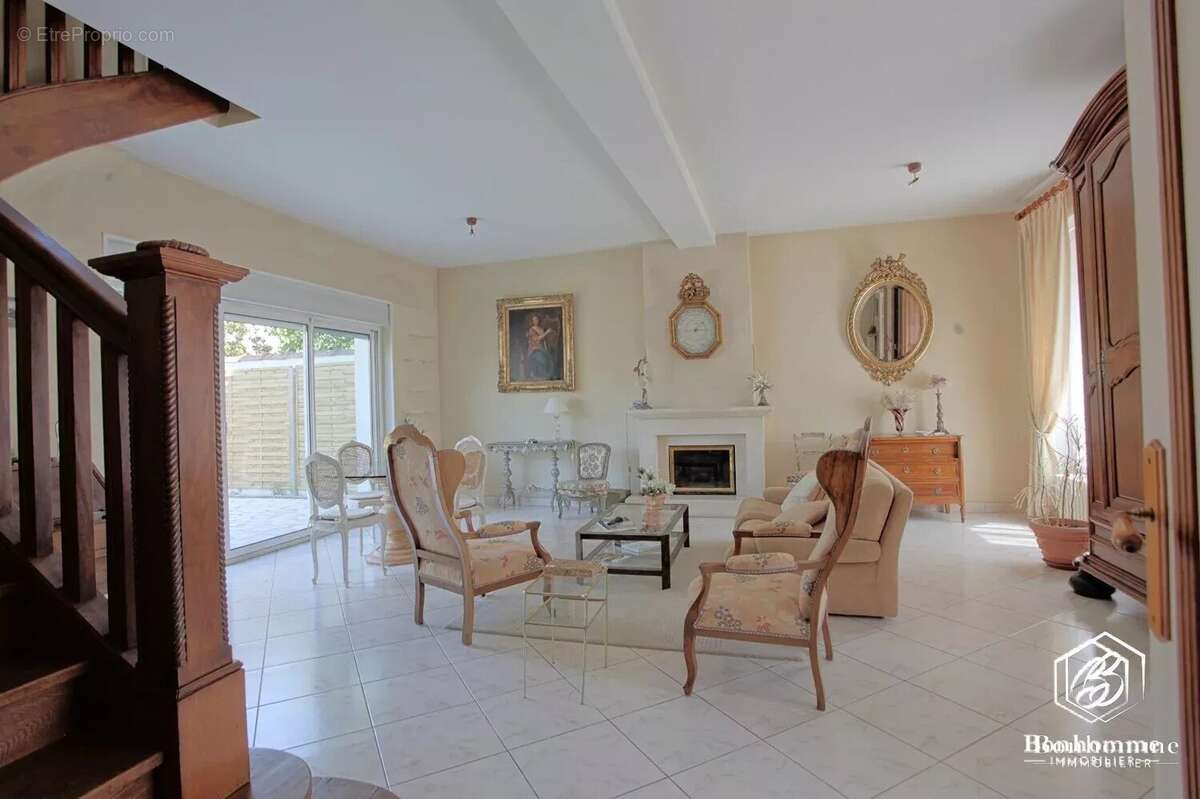Maison 6 pièces 157 m² - Saint-Selve - photo 4