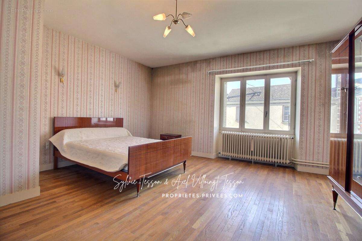 Maison à ASCHERES-LE-MARCHE