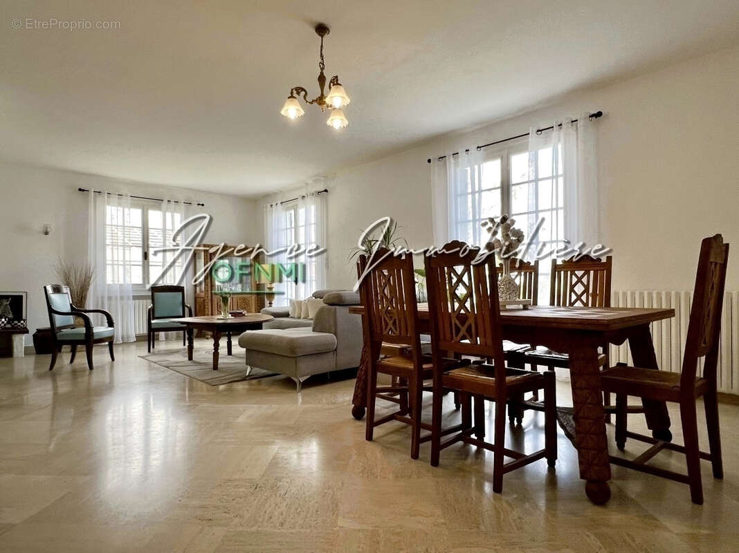 Maison à MONTBRISON